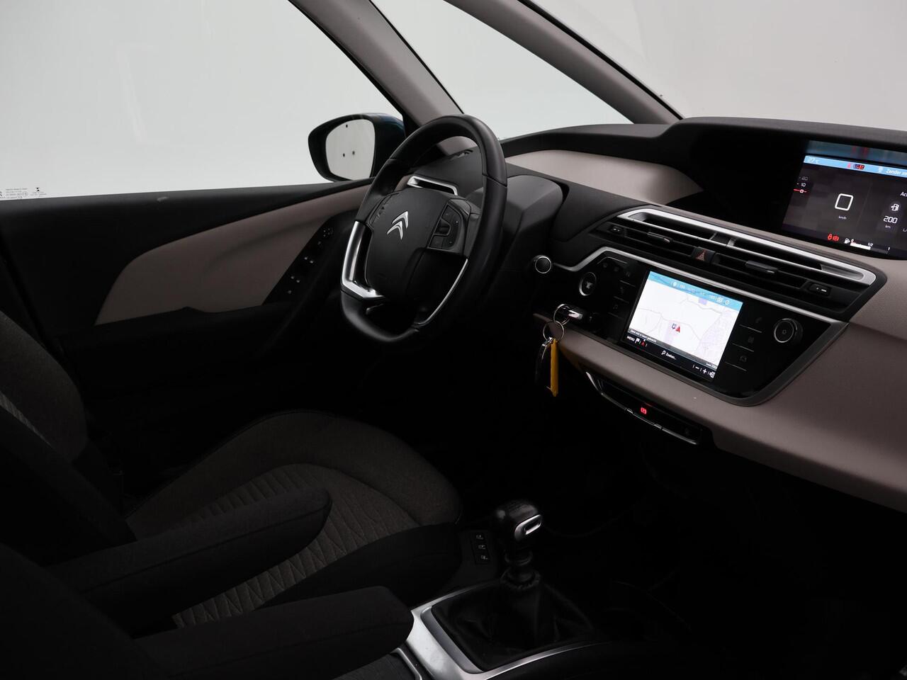 Citroen GRAND C4 PICASSO SpaceTourer 1.2 PT 130 PK 7-PERSOONS + MASSAGE | STOELVERW. | TREKHAAK | APPLE CARPLAY | NAVIGATIE