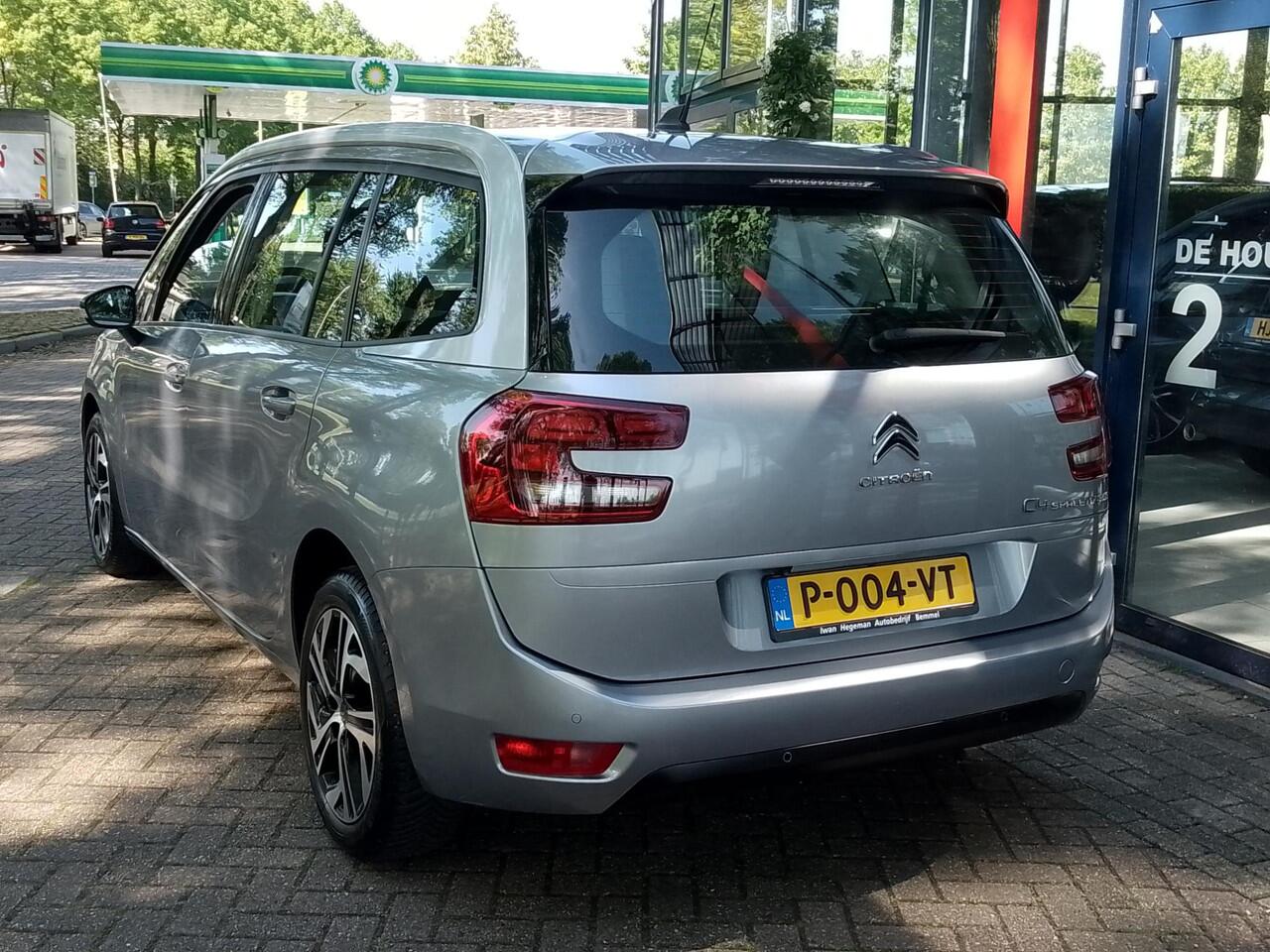 Citroen GRAND C4 PICASSO SpaceTourer 1.2 PureTech Business 7 persoons AUTOMAAT | Cruise Control | | Navi | ECC | PDC + Camera