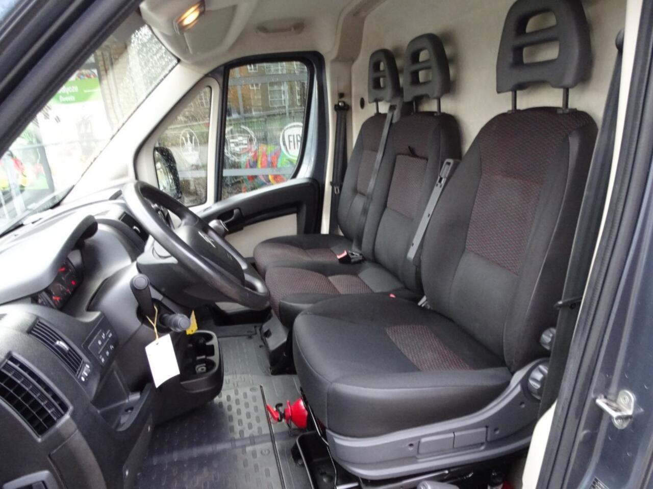 Citroen JUMPER 35 2.0 BlueHDI L2H2 DC ZWaar Navi Camera