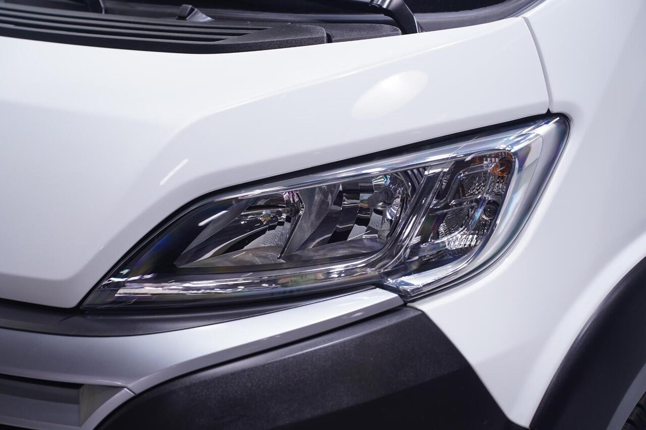 Citroen JUMPER 2.2 BlueHDi 165 pk L4H2 va 239,- p/mnd 5x Voorraad Navi, Camera, Airco, Laadruimte Pakket, 3-Zits