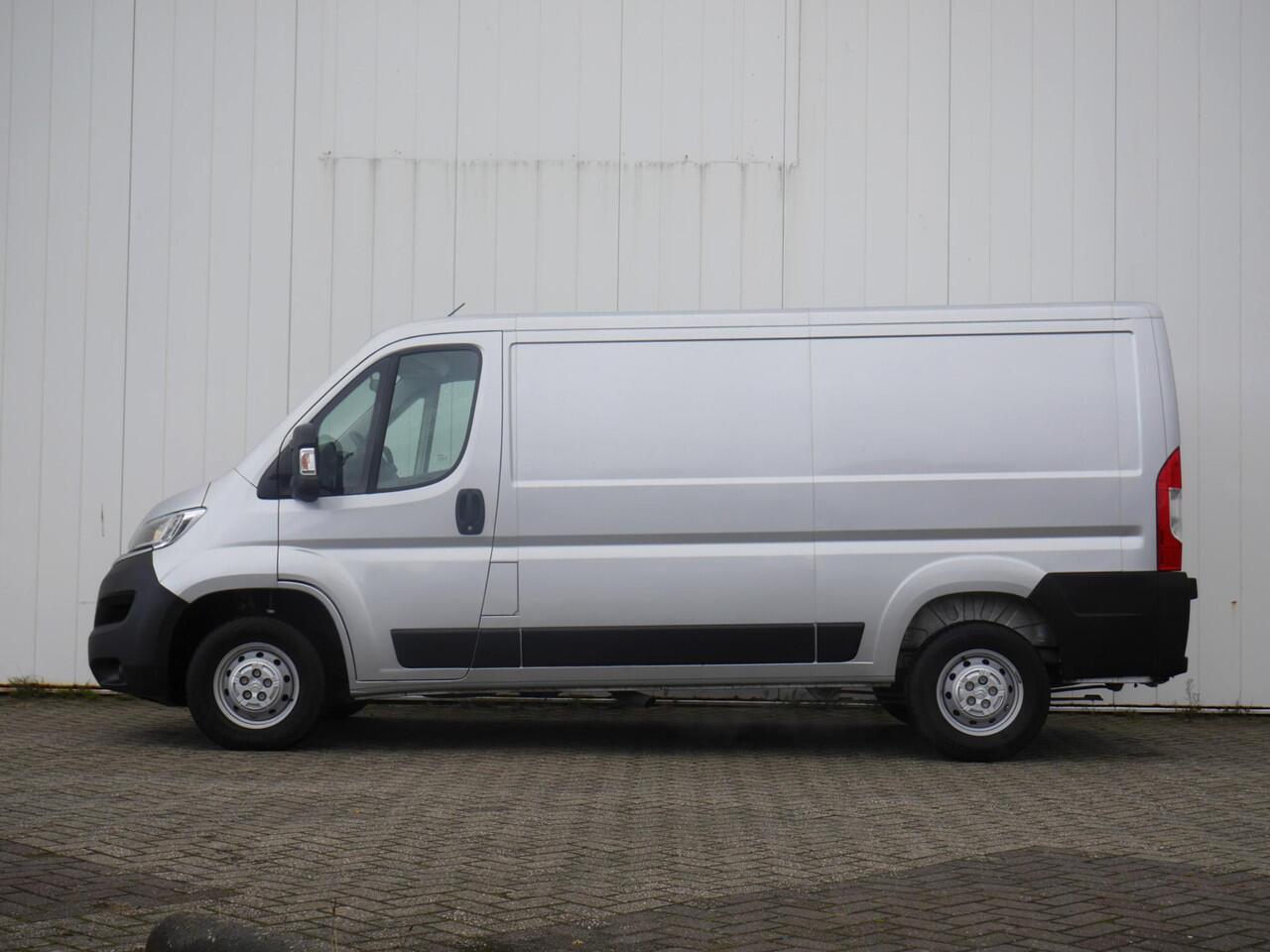 Citroen JUMPER 33 2.2 BlueHDi 165 L2H1 Club 165 Pk | Navigatie | Trekhaak | Camera Achter | Cruise Control | Airco | 2-Zits | Inhaalsensor