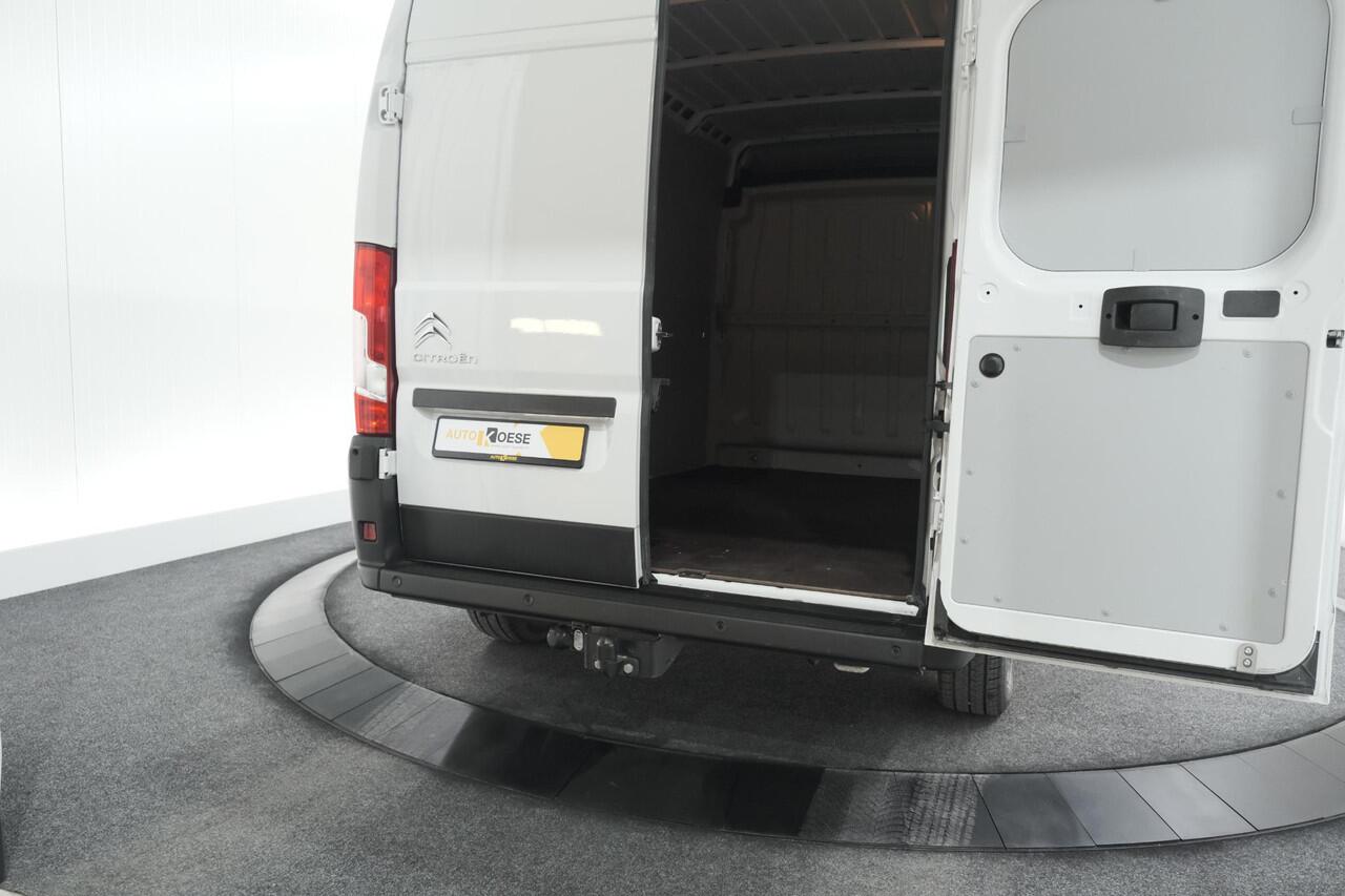 Citroen JUMPER 2.2 BlueHDi 120 L2H2 3.0t | Trekhaak | Betimmering Laadruimte | Apple Carplay | Parkeersensoren