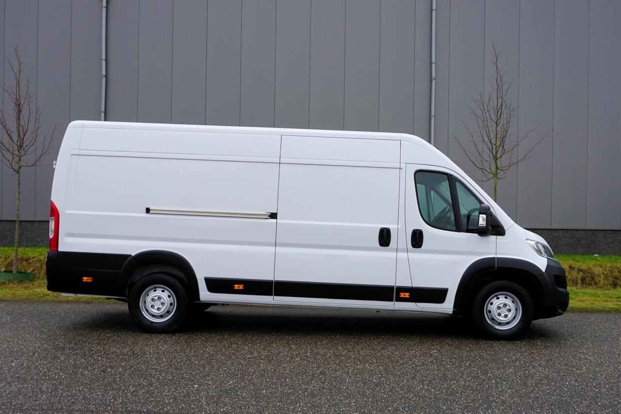 Citroen JUMPER 2.2 BlueHDi 165 L4H2 Zwaar 3.5t 1e eigenaar |Topstaat |165 pk |Camera |Cruise |Navi |Climate control |2e airbag |Carplay |Bluetooth |Betimmering |Lederen stuurwiel |3500 KG