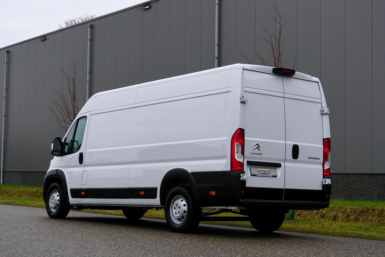 Citroen JUMPER 2.2 BlueHDi 165 L4H2 Zwaar 3.5t 1e eigenaar |Topstaat |165 pk |Camera |Cruise |Navi |Climate control |2e airbag |Carplay |Bluetooth |Betimmering |Lederen stuurwiel |3500 KG