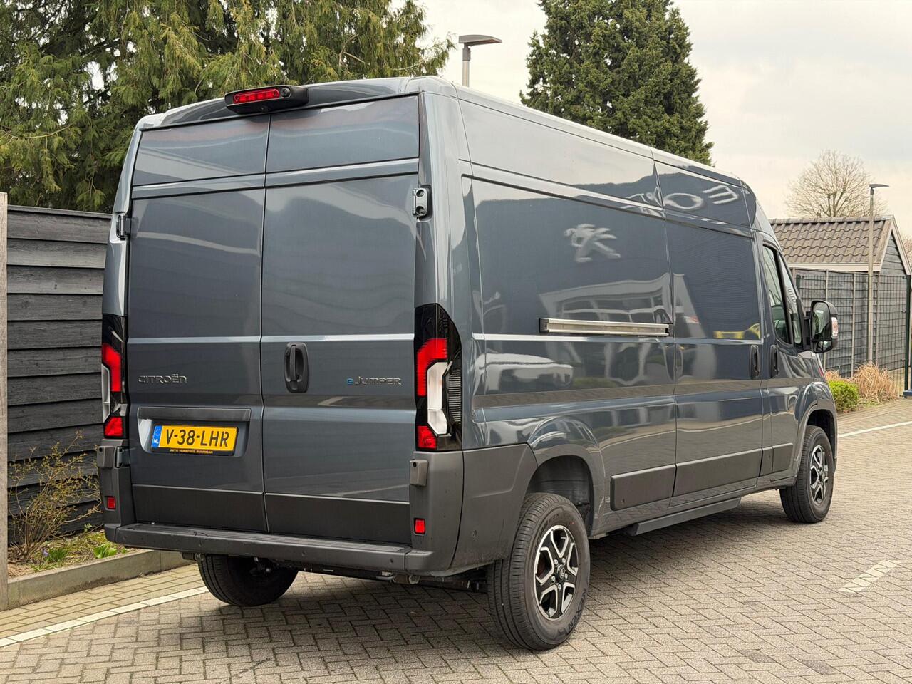 Citroen JUMPER ë-Jumper 110 kWh 279PK Automaat 3.5t L3H2 Zwaar Rondomzichtcamera, Navigatie, Keyless, Parkeersensoren, Apple Carplay, Android Auto