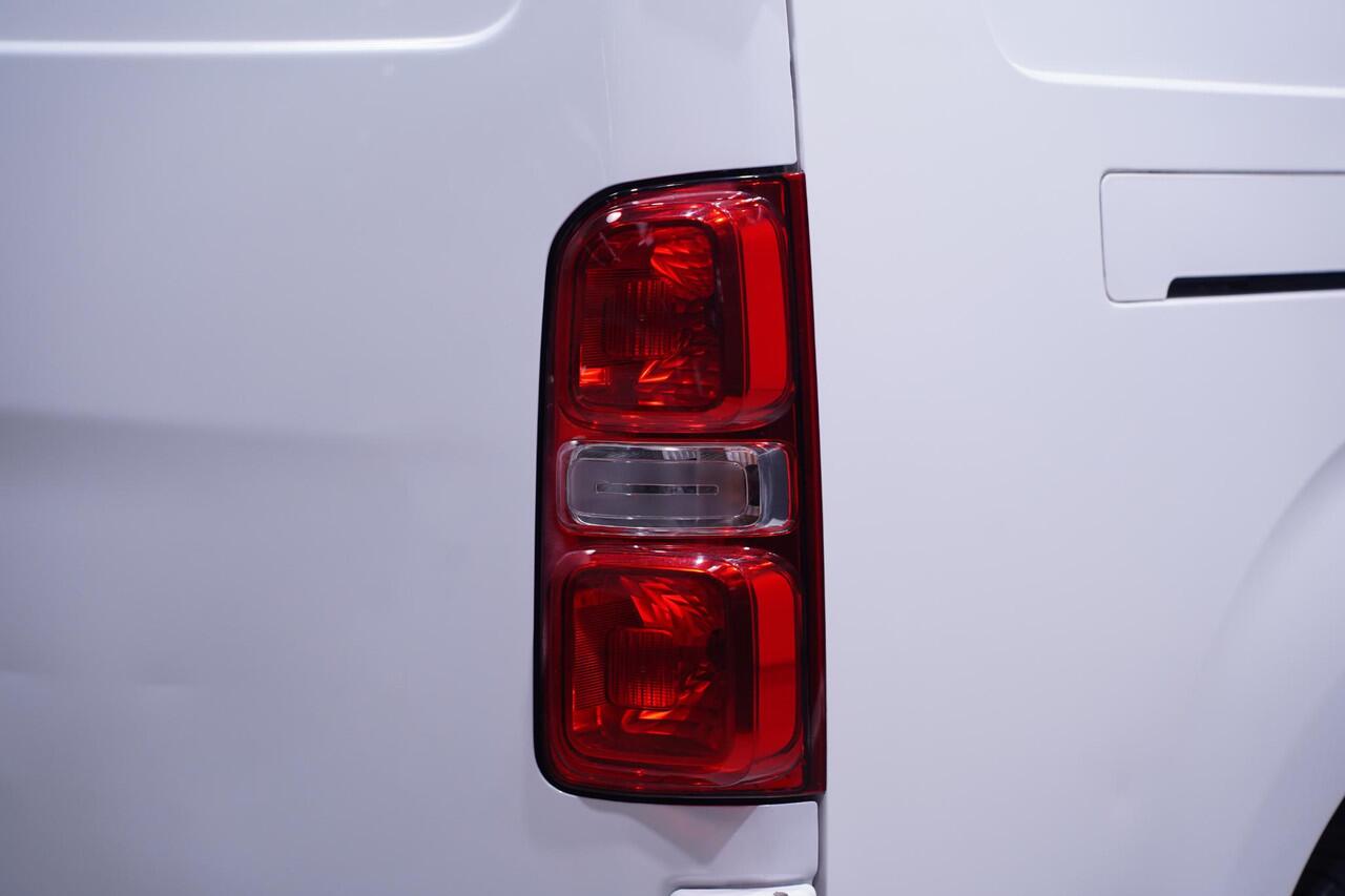 Citroen JUMPY 2.0 HDI 120 pk Club XL Dubbel Cabine 6-Zits Airco ECC, Apple Carplay, Cruise Control, NAP, Sidebars