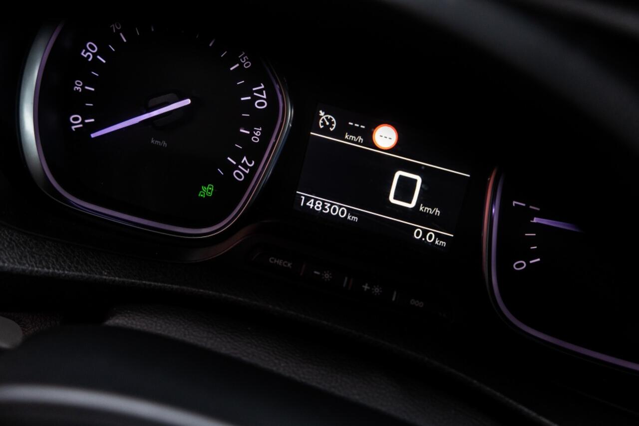 Citroen JUMPY 2.0 BlueHDI | Dark Edition | Camera | Leder | CarPlay |