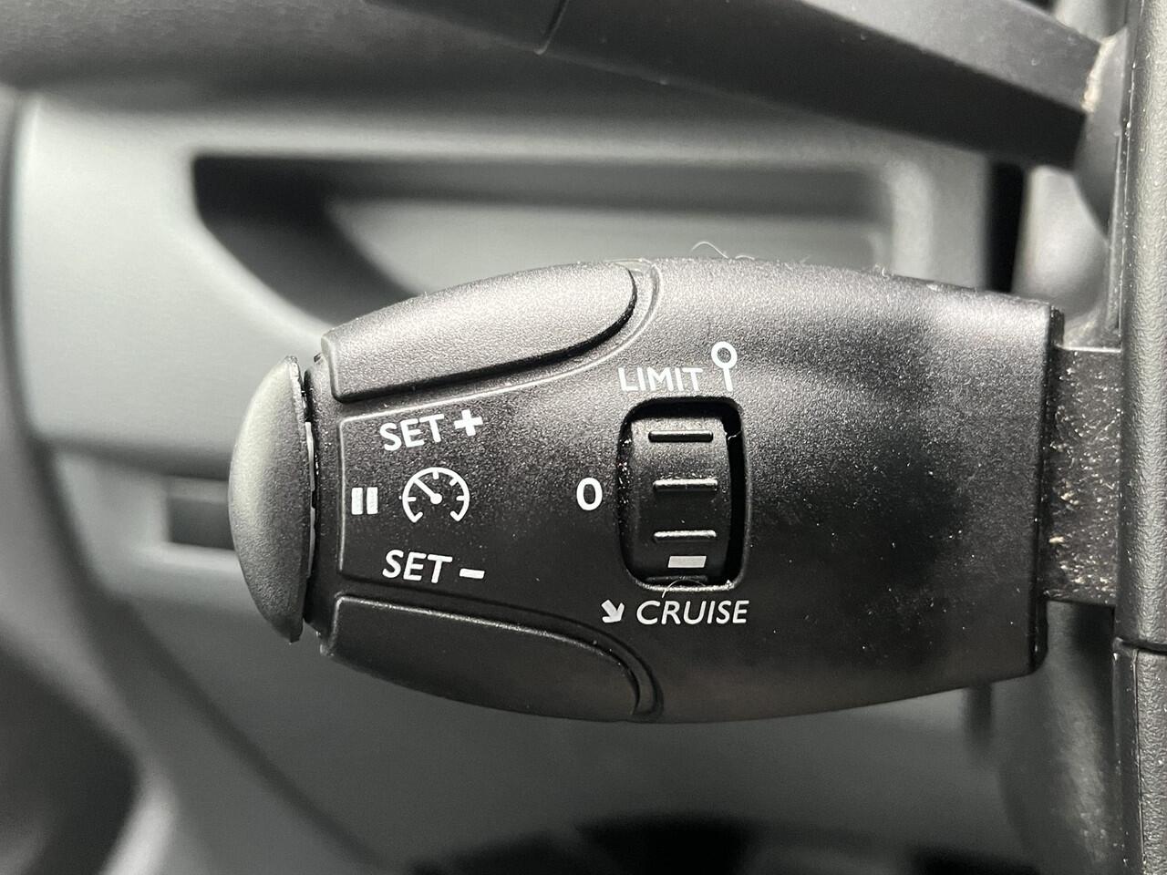 Citroen JUMPY 1.5 BlueHDI 120*CARPLAY*NAVI*CRUISE*A/C*3PERS*