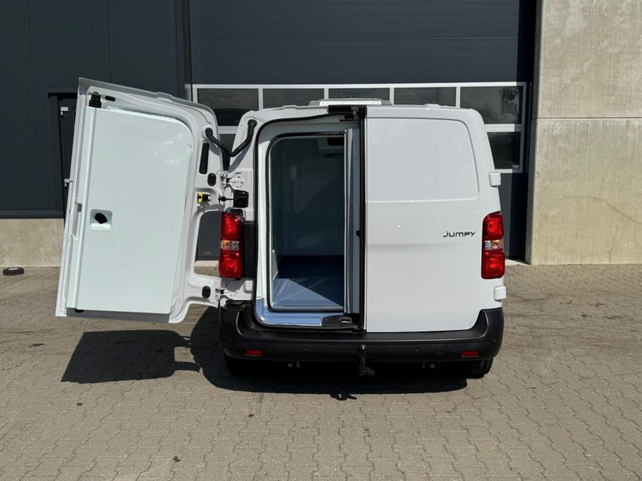 Citroen JUMPY 2.0 BlueHDI 145pk L2 Koelwagen - camera - navi