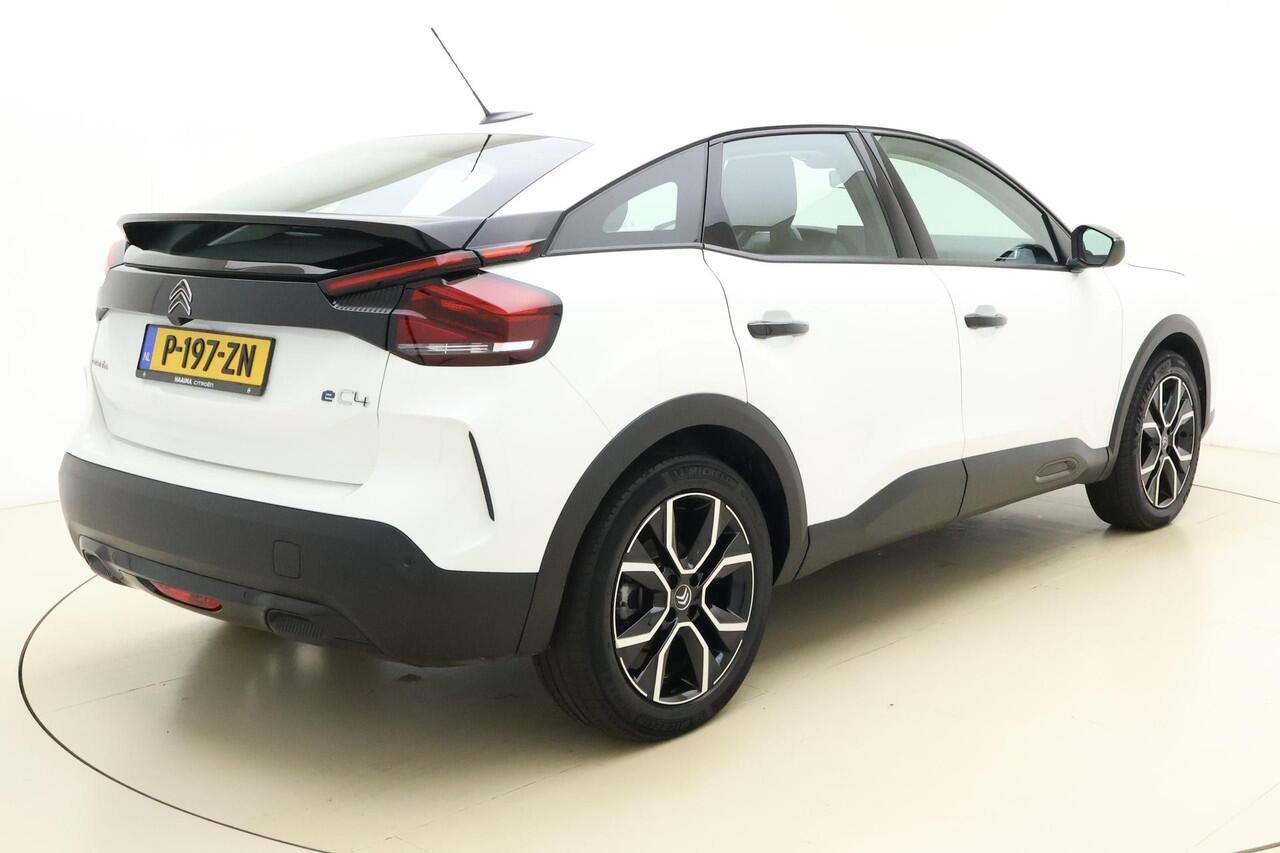 Citroen ë-C4 Feel 50 kWh | Climate control | Camera | Navigatie via Carplay | Parkeersensoren | DAB Radio | Cruise control