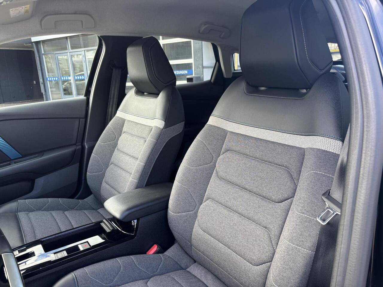 Citroen ë-C4 Feel Pack 50 kWh / ALL-IN RIJKLAARPRIJS /Adaptieve cruise controle/Stuurverwarming/Navi/Camera