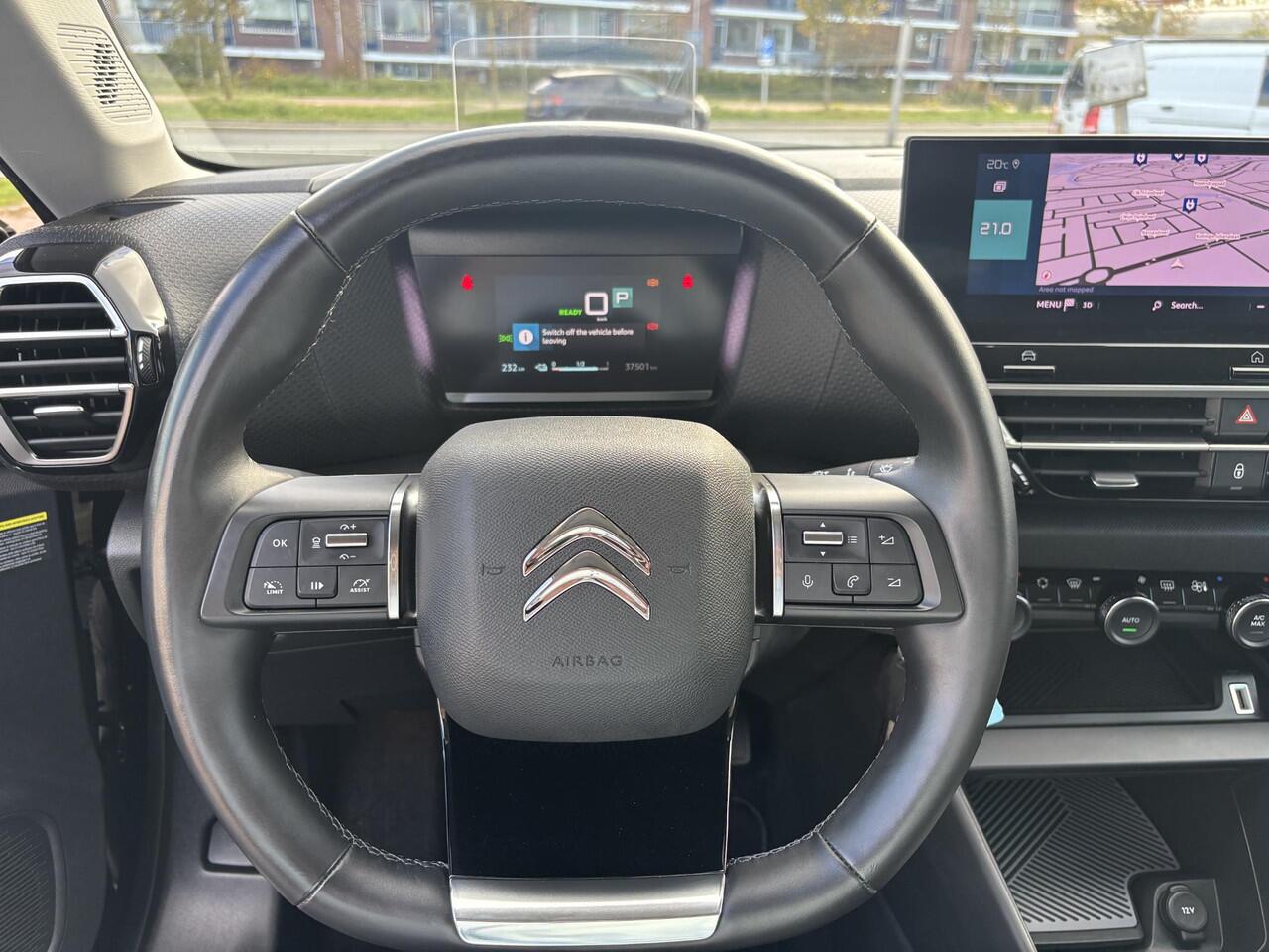 Citroen ë-C4 Feel Pack 50 kWh / ALL-IN RIJKLAARPRIJS /Adaptieve cruise controle/Stuurverwarming/Navi/Camera