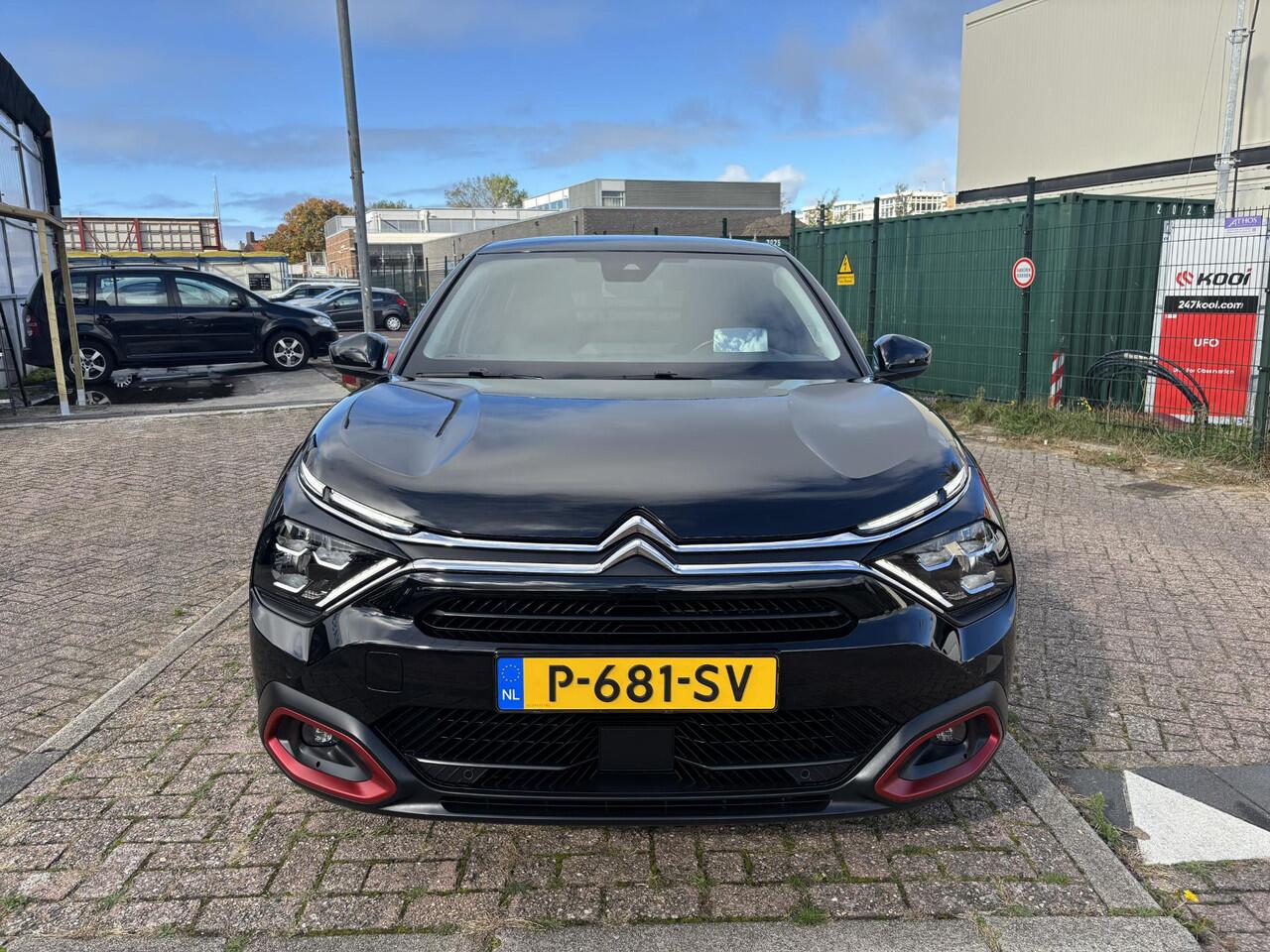 Citroen ë-C4 Feel Pack 50 kWh / ALL-IN RIJKLAARPRIJS /Adaptieve cruise controle/Stuurverwarming/Navi/Camera