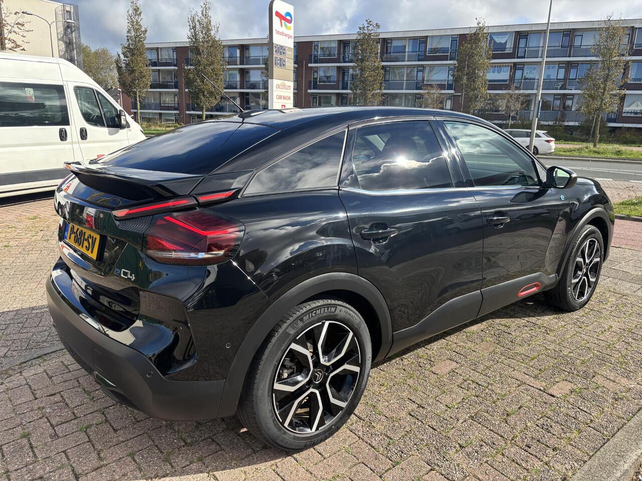 Citroen ë-C4 Feel Pack 50 kWh / ALL-IN RIJKLAARPRIJS /Adaptieve cruise controle/Stuurverwarming/Navi/Camera