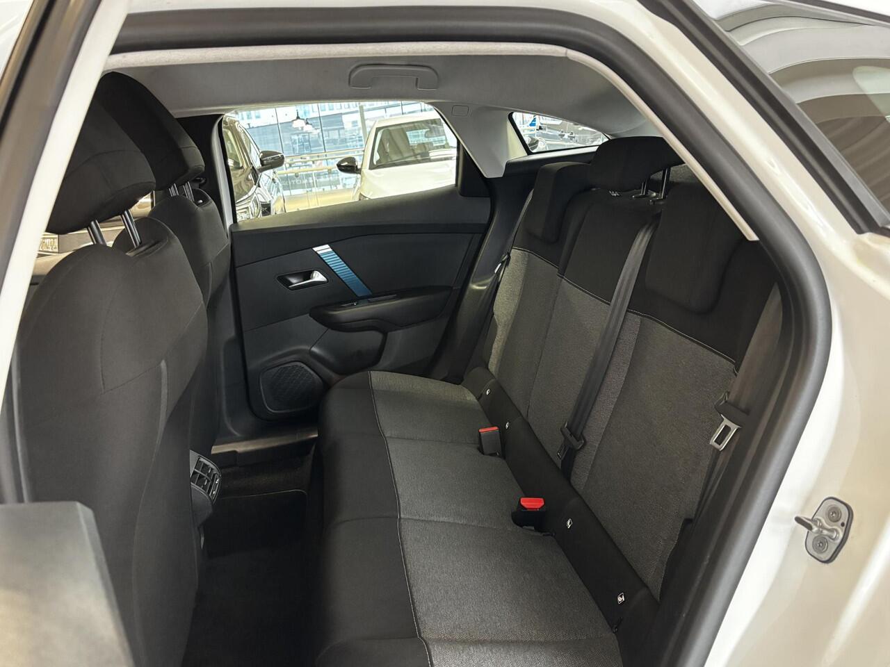 Citroen ë-C4 Feel 50 kWh SOH 94,9% | Navigatie | Achteruitrijcamra | Android auto / Apple carplay |