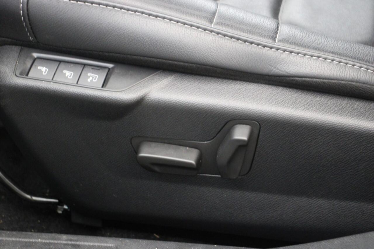 Citroen ë-C4 Shine X Pack Business 50 kWh - Carplay, Camera, Stoelverw. Headup Display, Massage, SOH 97%