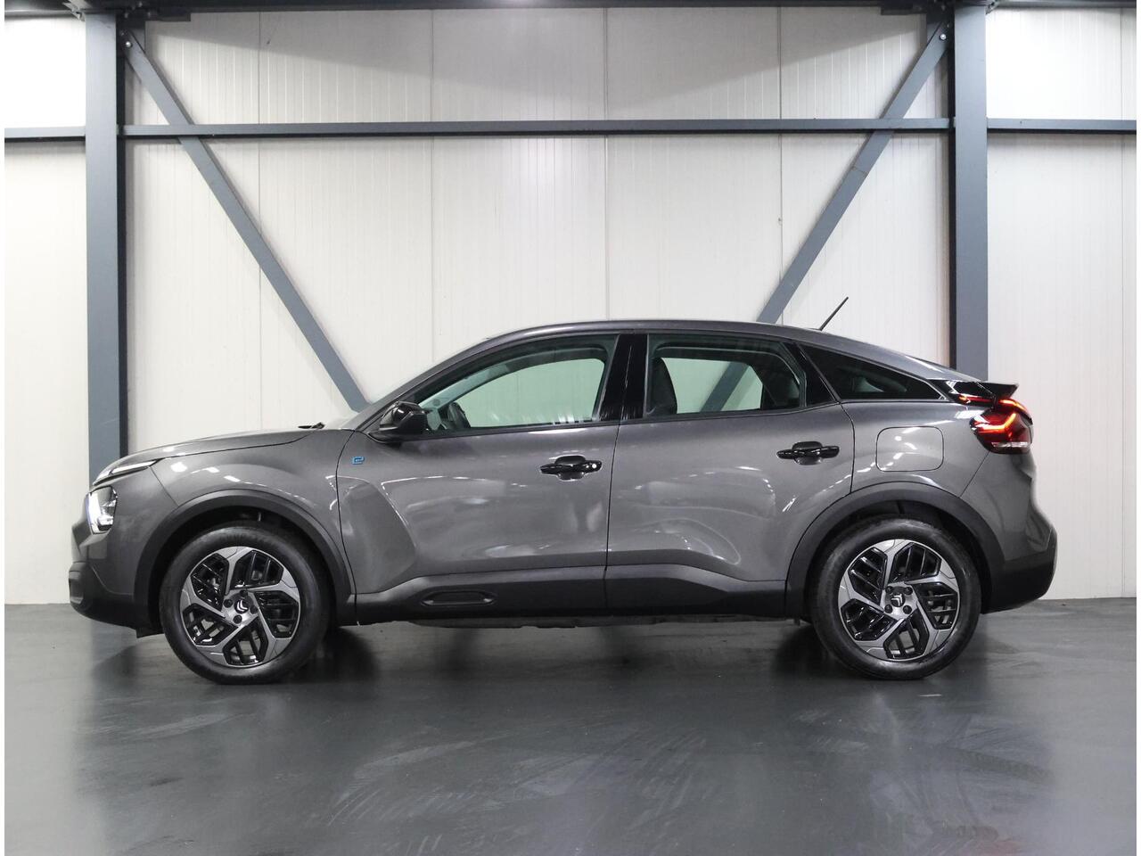 Citroen ë-C4 You 50 kWh 136PK | 1ste eigenaar | AppleCarplay/Android Auto | Climate Control | Cruise Control | FASE 3 | Parkeersensoren | Isofix | Armsteun | LED |