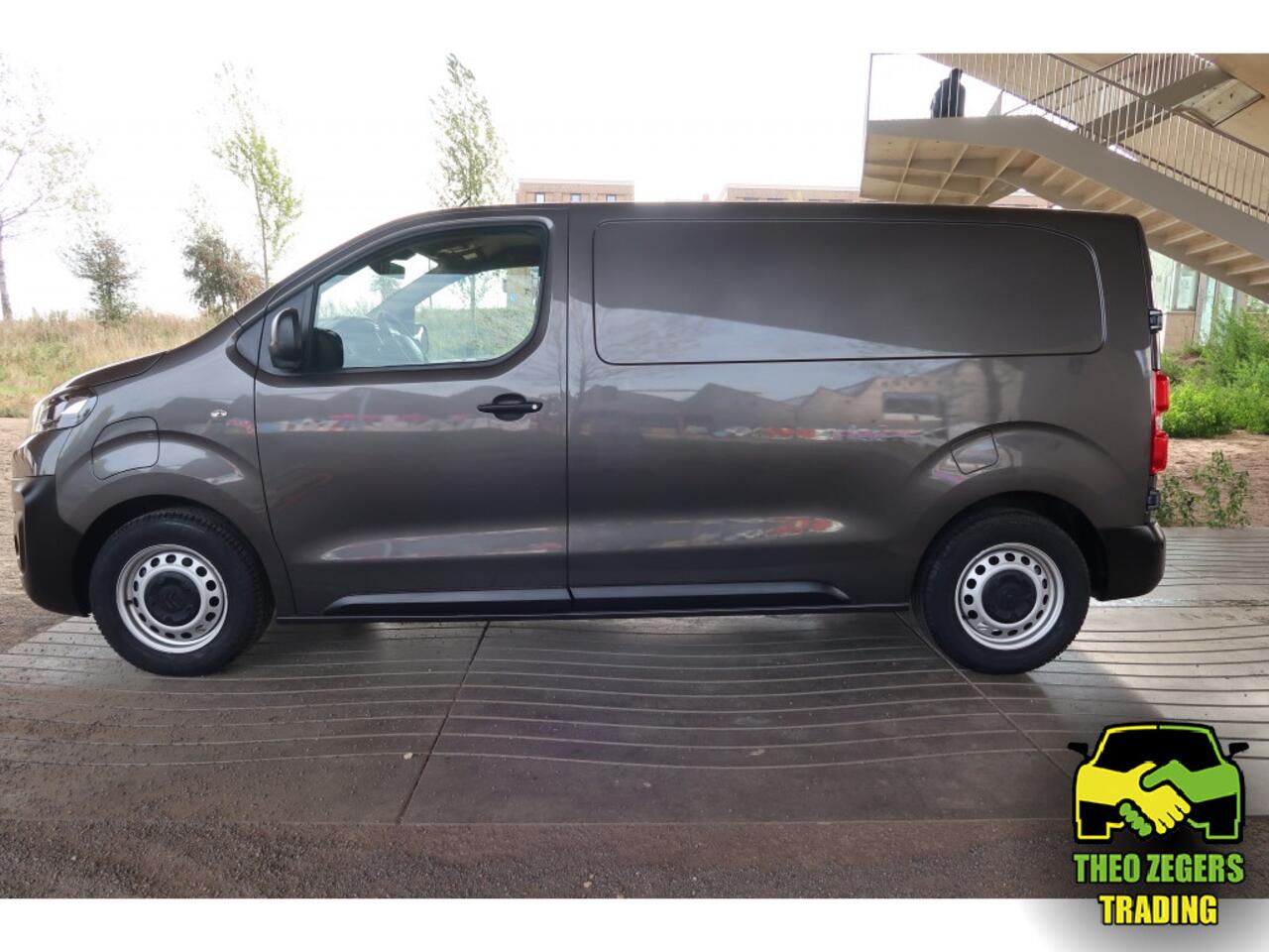 Citroen ë-Jumpy Club M 136 pk SLECHTS 14.366 km