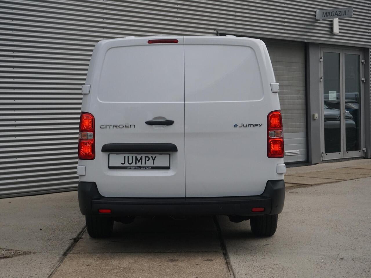 Citroen ë-Jumpy L3 75 kWh | 8 jaar garantie | Navi incl. Apple Carplay | camera | parkeersensoren voor & achter | dodehoekwaarschuwing | rijklaarprijs