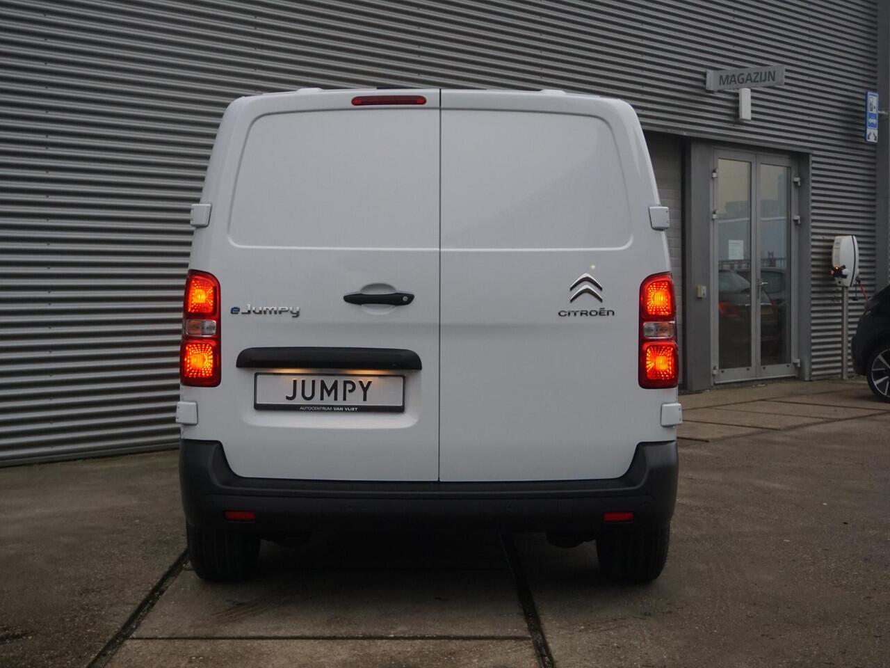 Citroen ë-Jumpy L2 50 kWh | Techno NAV Pakket incl. Apple Carplay | camera | Comfort tussenschot | rijklaarprijs