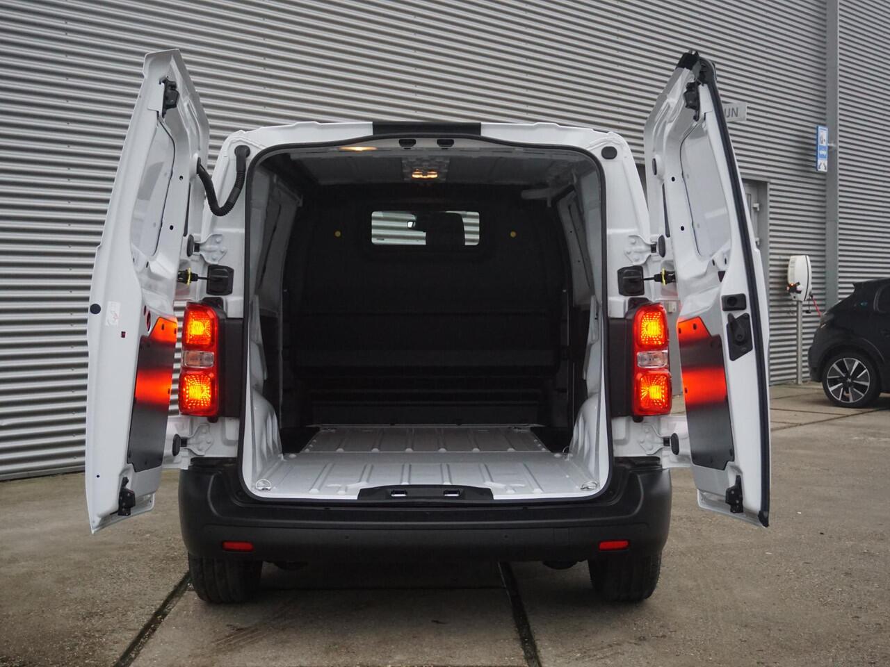 Citroen ë-Jumpy L2 50 kWh | Techno NAV Pakket incl. Apple Carplay | camera | Comfort tussenschot | rijklaarprijs