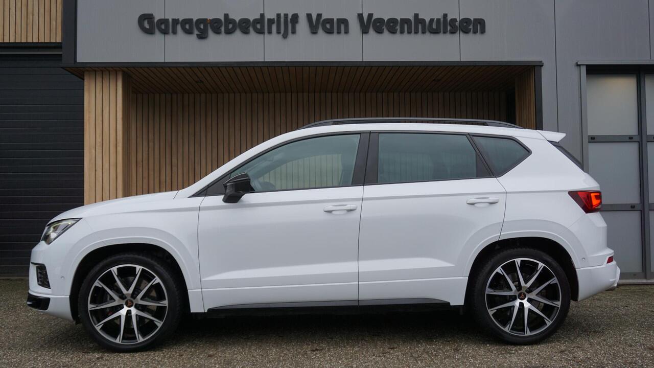 Cupra Ateca 2.0 TSI 300pk 4DRIVE Pano.Dak 360-View *Black Optik* Beats Sfeerverlichting Trekhaak 19inch LM Keyless *Complete Cupra*