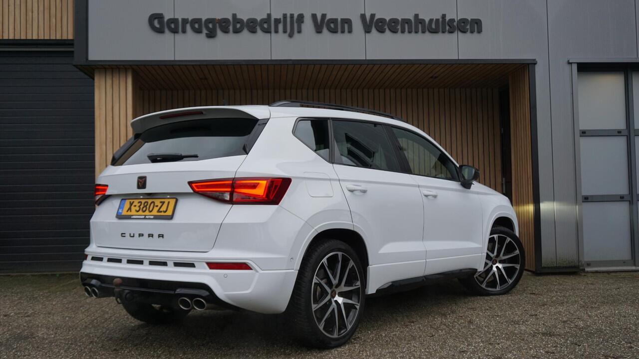 Cupra Ateca 2.0 TSI 300pk 4DRIVE Pano.Dak 360-View *Black Optik* Beats Sfeerverlichting Trekhaak 19inch LM Keyless *Complete Cupra*