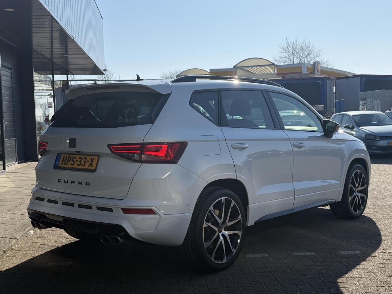 Cupra Ateca 2.0 TSI 4DRIVE AUTOMAAT | PANORAMA DAK | 360 CAMERA | LED LAMPEN | ADAPTIEVE CRUISE | DODEHOEK DETECTIE | HUD DISPLAY | MASSAGE STOELEN | VERWARMDE STOELEN | NAVIGATIE |