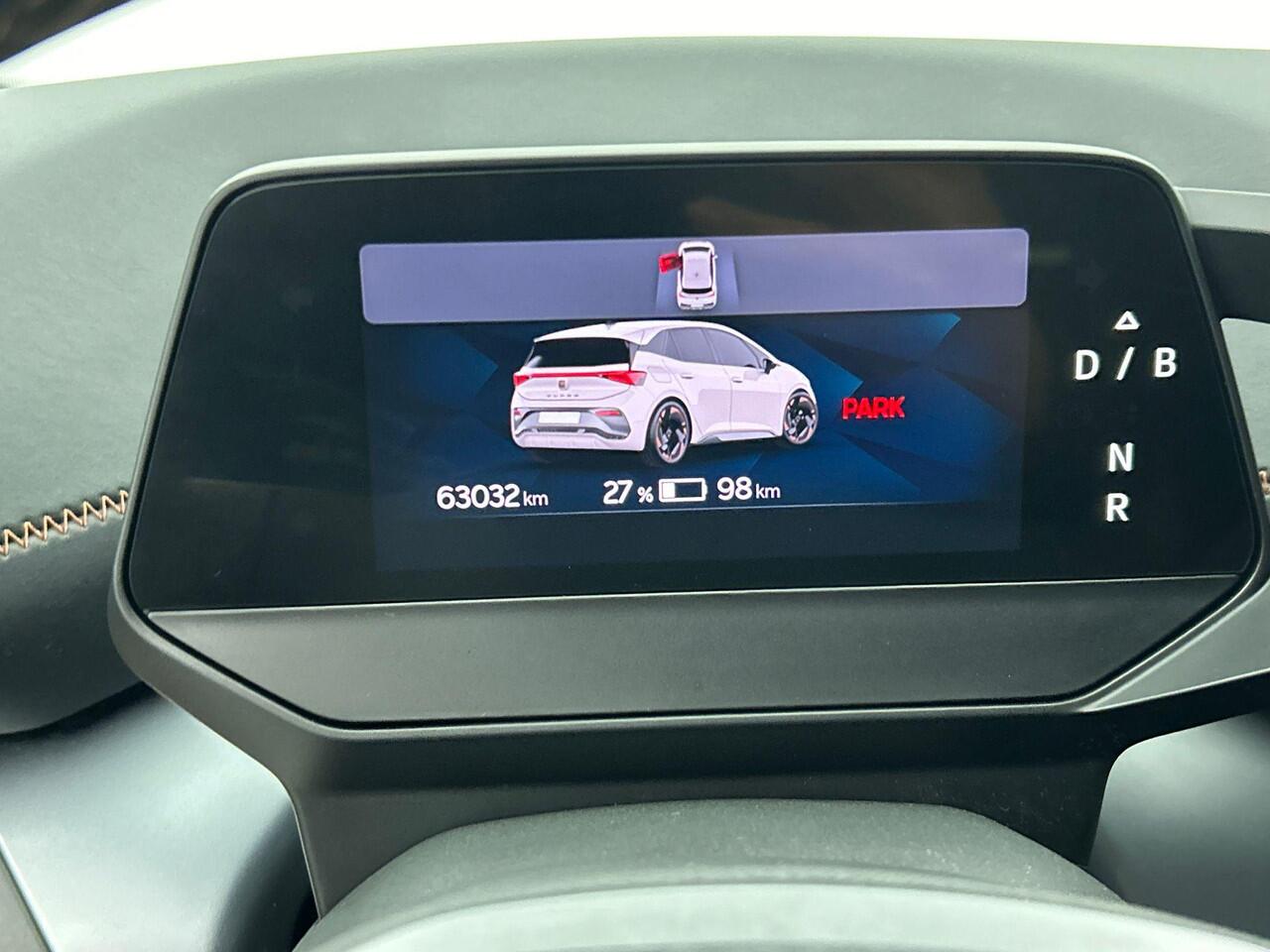 Cupra Born Business 62 kWh Auto. Navigatie Apple Carplay/ Android Auto Camera Parkeersensoren Adaptive Cruise Control Stoel- en stuurverwarming Full Led Climate Control Lichtmetalen velgen