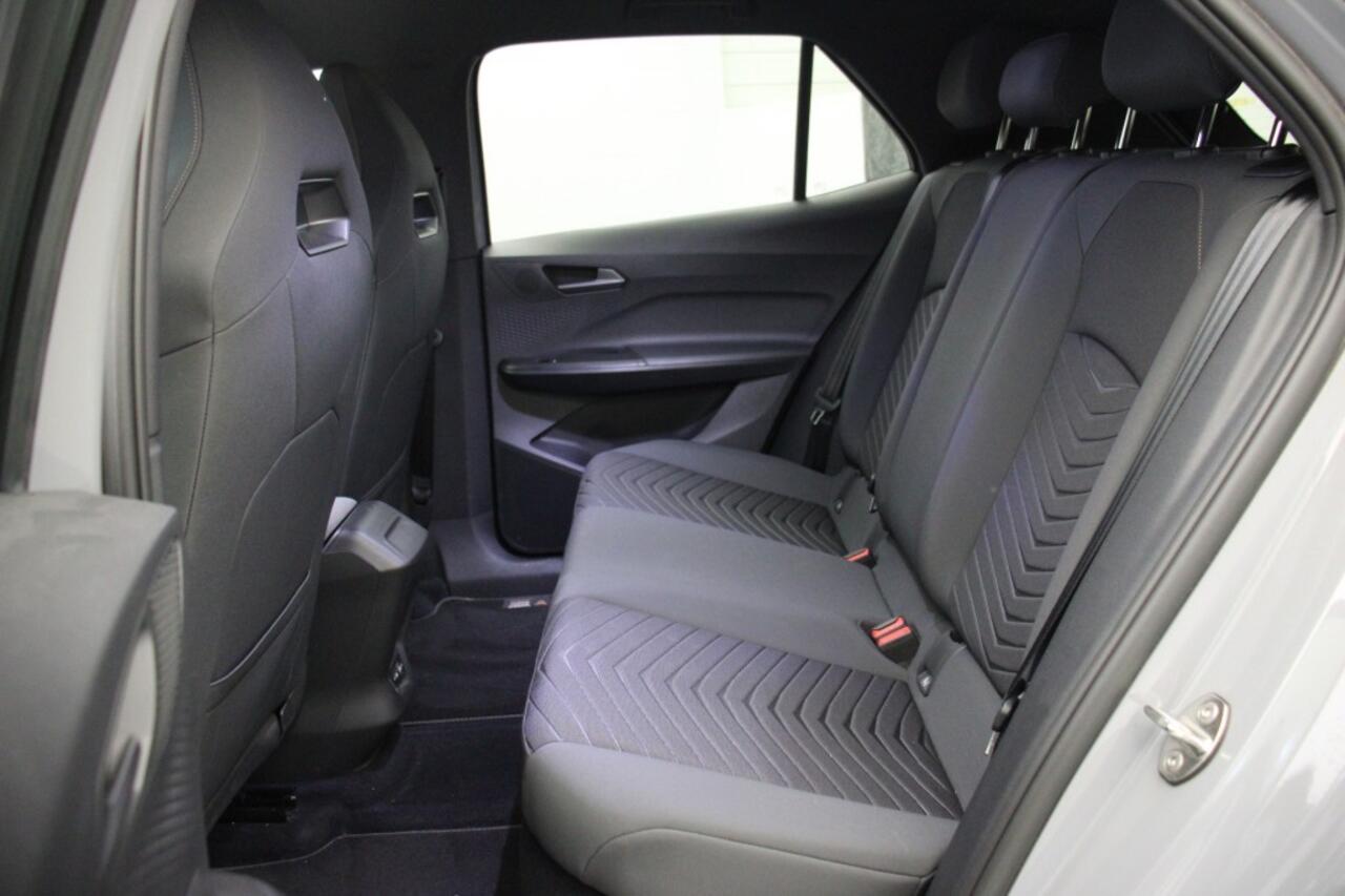 Cupra Born Business 62 kWh - Carplay, Camera, Stoel/Stuur verwarm. SOH 89%