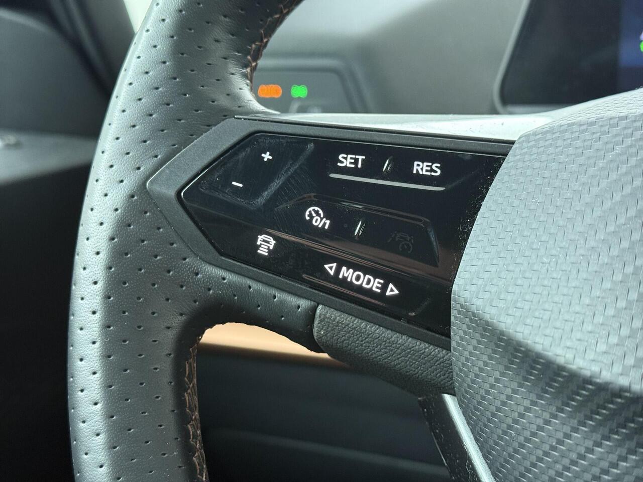 Cupra Born Business 62 kWh | 204 PK | SoH 91% | Adaptive cruise control | Achteruitrijcamera | Navigatiesysteem | Climate control |