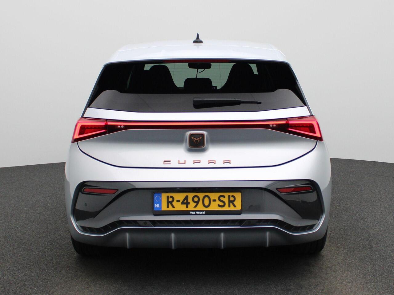 Cupra Born Business 62 kWh | Navigatie | cruise control | camera