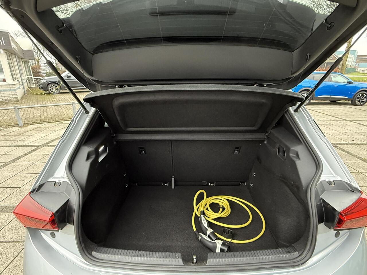 Cupra Born Aut. Edition Pro 62kWh | SoH 92% | ALU | Navi | Camera | Carplay |