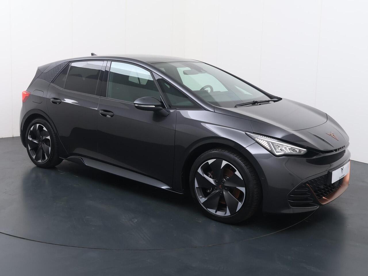 Cupra Born Adrenaline 62 kWh | 231 PK | SoH 89% | Voorstoelen verwarmd | LED verlichting | Adaptive cruise control | Apple Carplay/Android Auto |