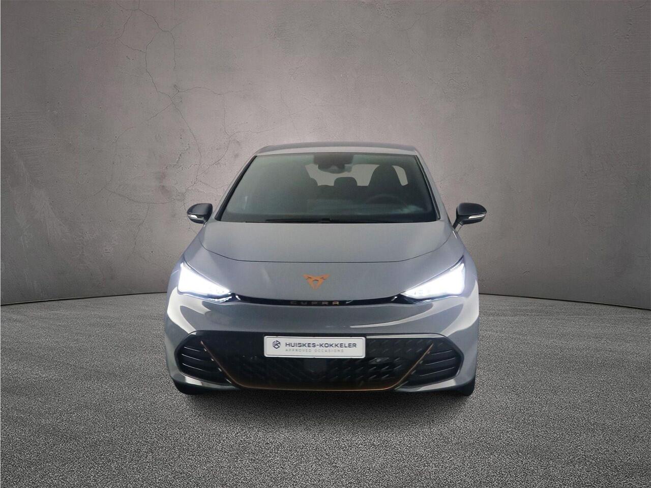 Cupra Born Business 230pk Automaat Adaptive cruise control, 360 camera, Navigatie, Achteruitrijcamera, Sennheiser audio, LED koplampen, Stoelverwarming, App connect