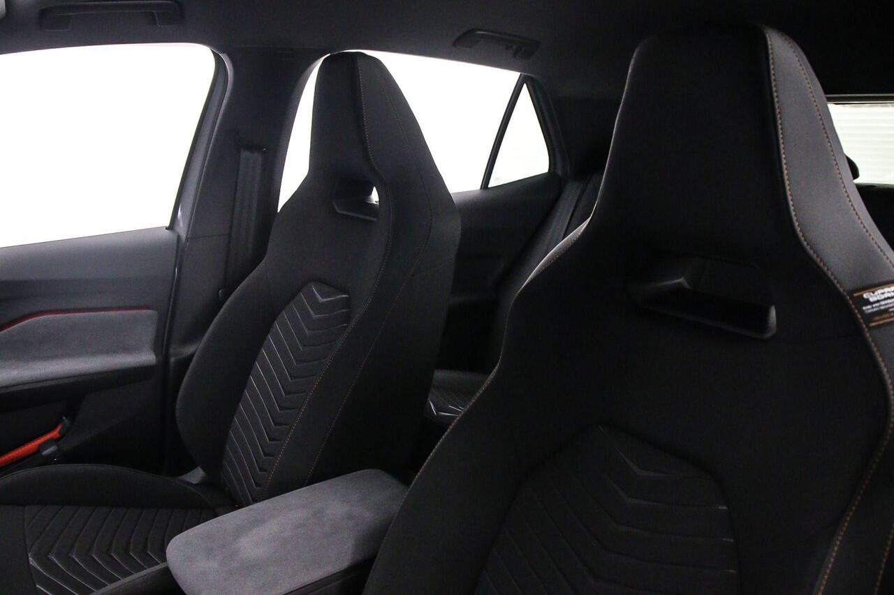 Cupra Born Business 230pk Automaat Adaptive cruise control, 360 camera, Navigatie, Achteruitrijcamera, Sennheiser audio, LED koplampen, Stoelverwarming, App connect