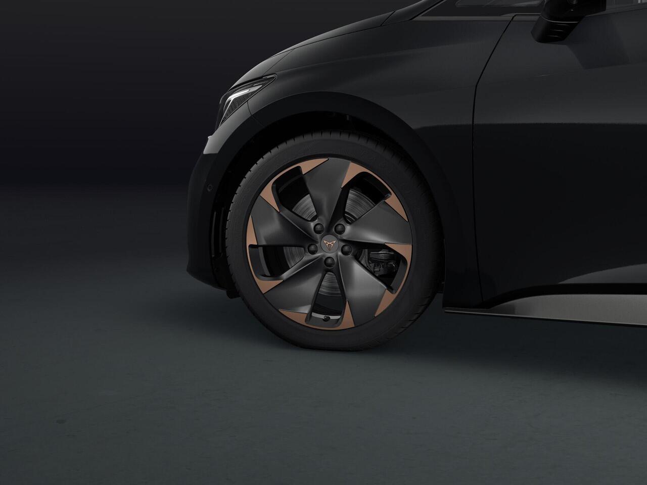 Cupra Born Business Limited 63 kWh 231pk / Typhoon Copper velgen / Pilot L pakket