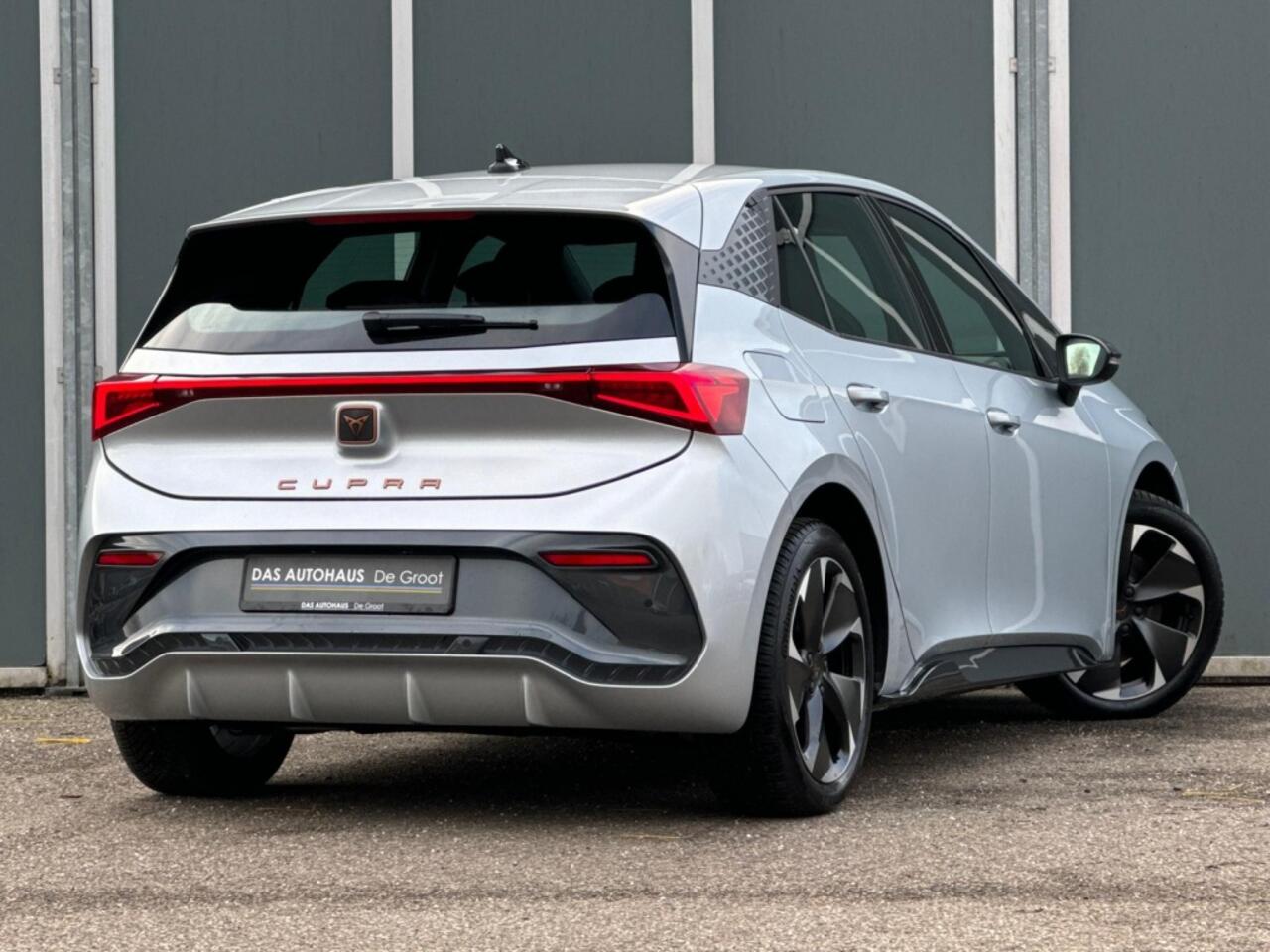 Cupra Born Essential Limited 63kWh / 231pk