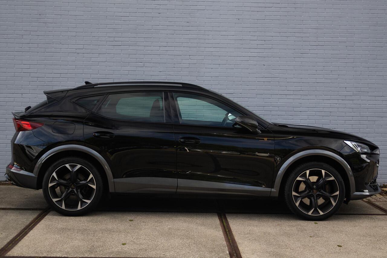 Cupra Formentor 1.4 e-Hybrid 245 pk|Performance|Boost|Carbon|Copper Black!|