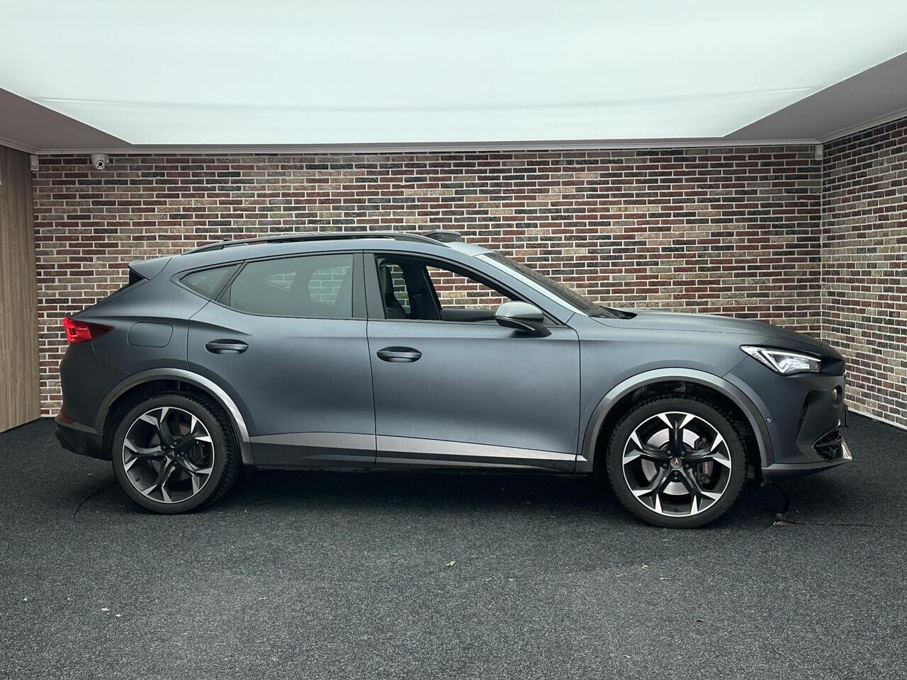 Cupra Formentor 2.0 TSI 4DRIVE Matt Panorama Virtual Memory Beats audio