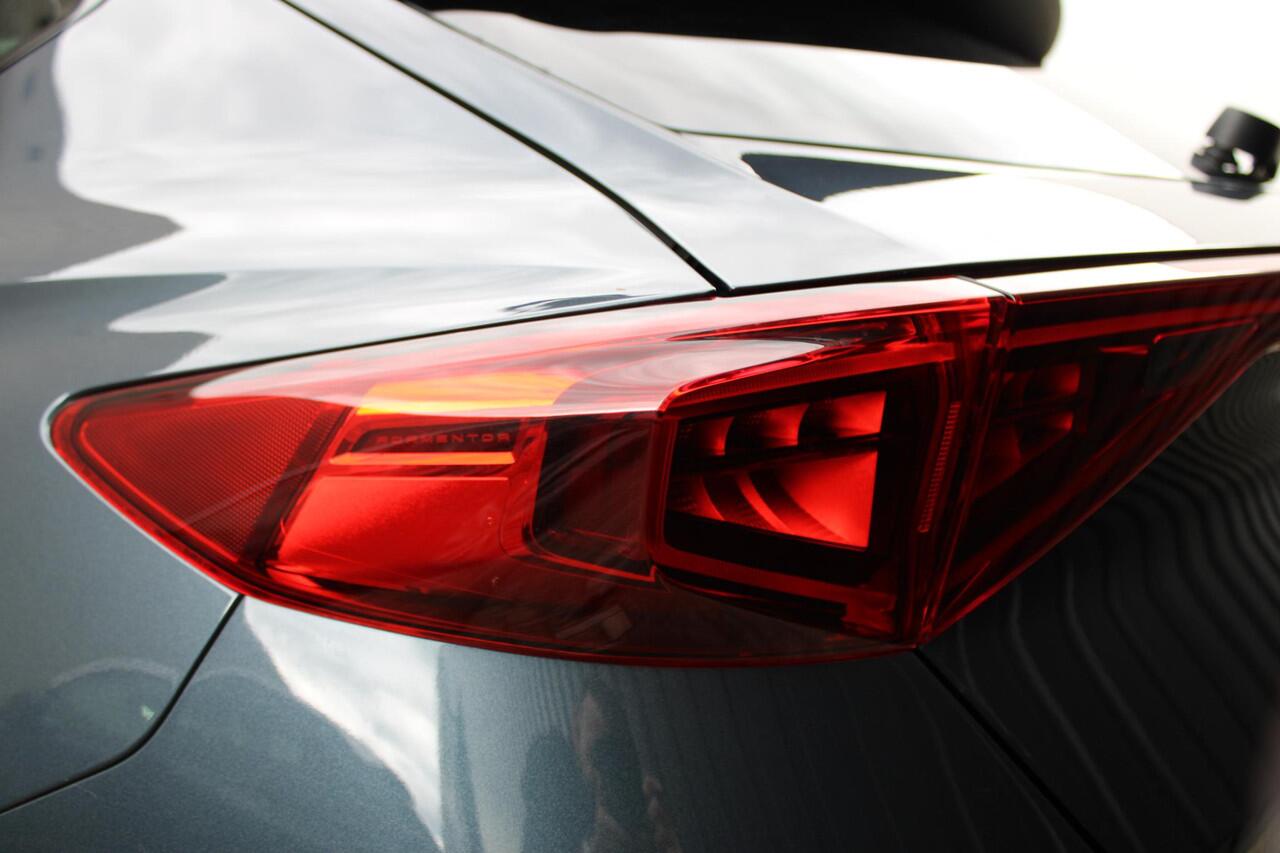 Cupra Formentor 1.4 e-Hybrid VZ Copper PANO LEER MEMORY 360 CAM