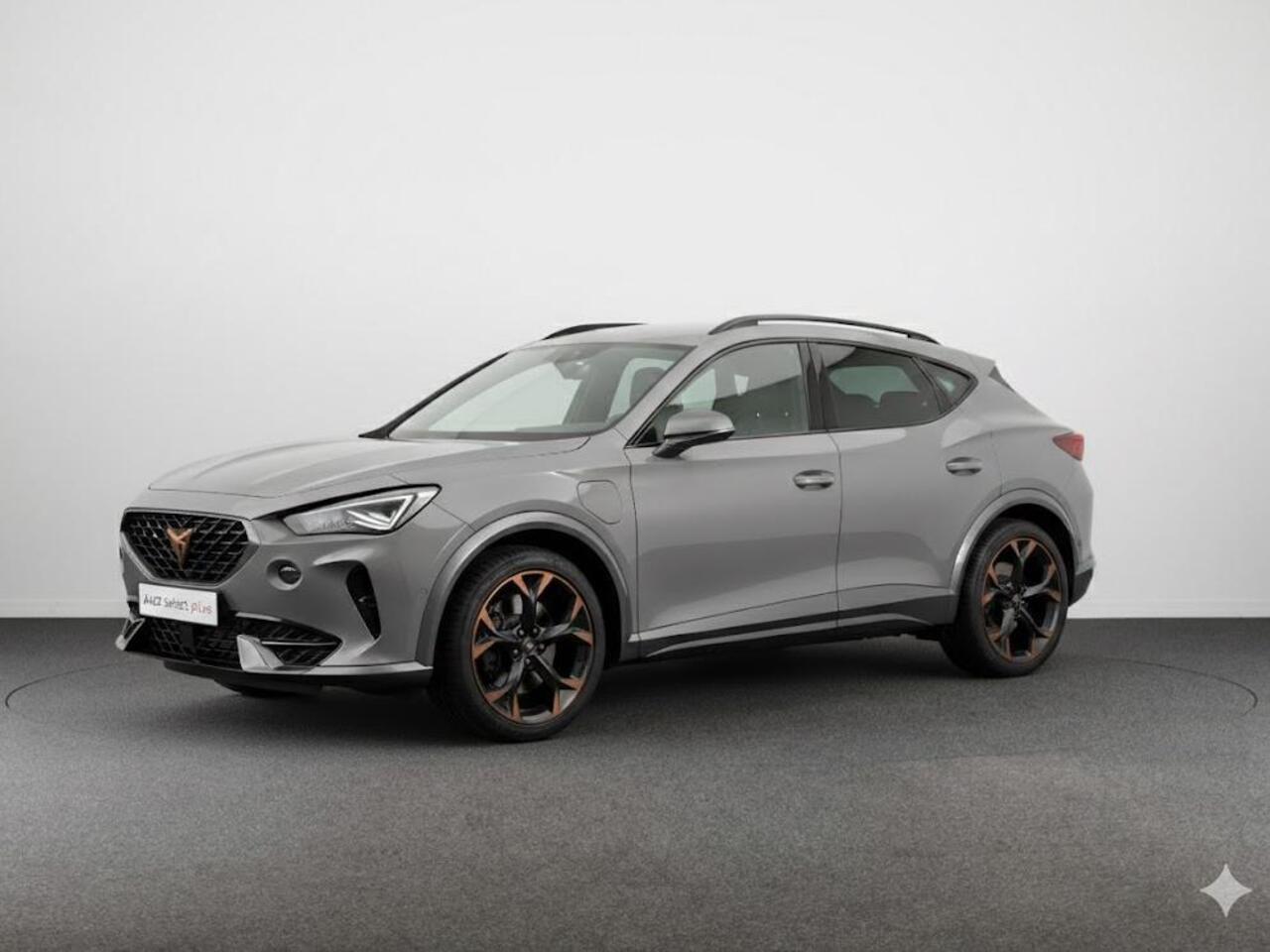 Cupra Formentor 1.4 e-Hybrid VZ Performance 245pk | 91% SOH| Panoramadak | Elektrisch verstelbare bestuurdersstoel | Stoel en stuur verwarming | Parkeercamera