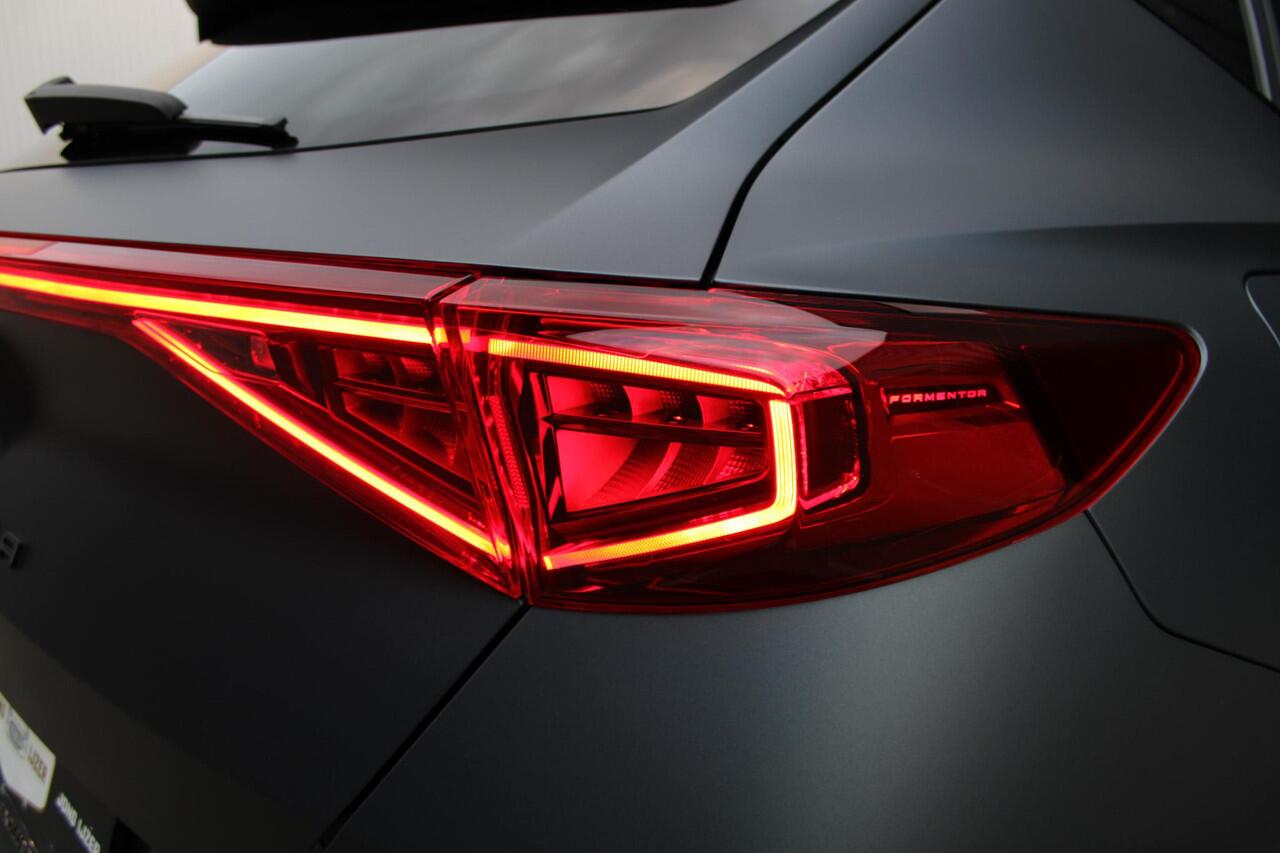 Cupra Formentor 2.0 TSI 4DRIVE PANO BREMBO BEATS TREKHAAK 360 CAM