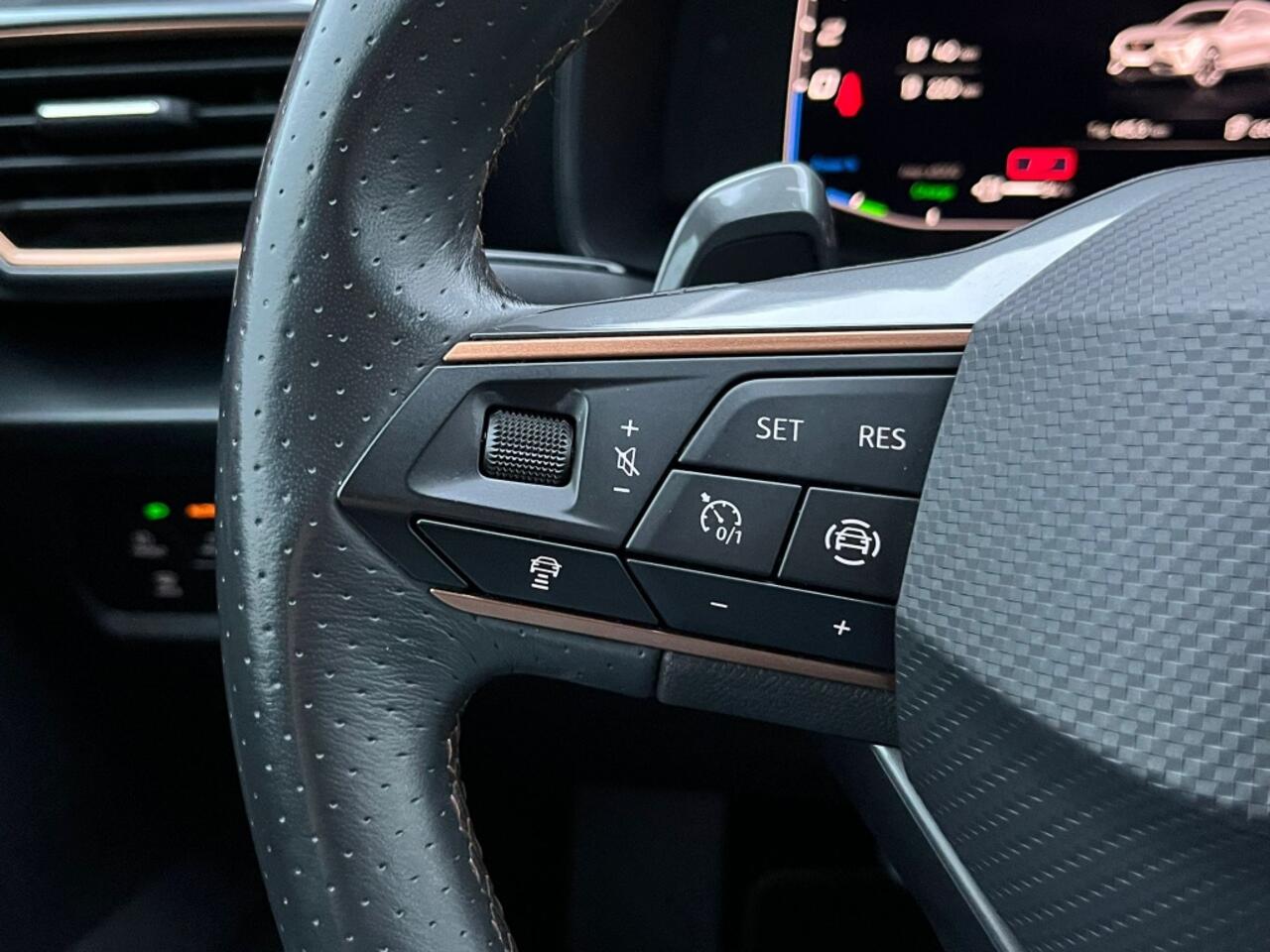 Cupra Formentor 1.4 e-Hybrid 204pk | ACC | Camera | Lane assist | Winter pakket