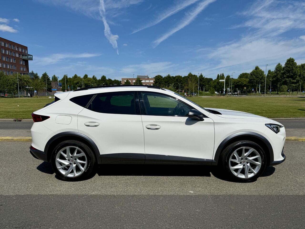 Cupra Formentor 1.4 e-Hybrid Carplay / 19 '' LMV / Stoel & Stuur verw. / Virtual Cockpit / LED