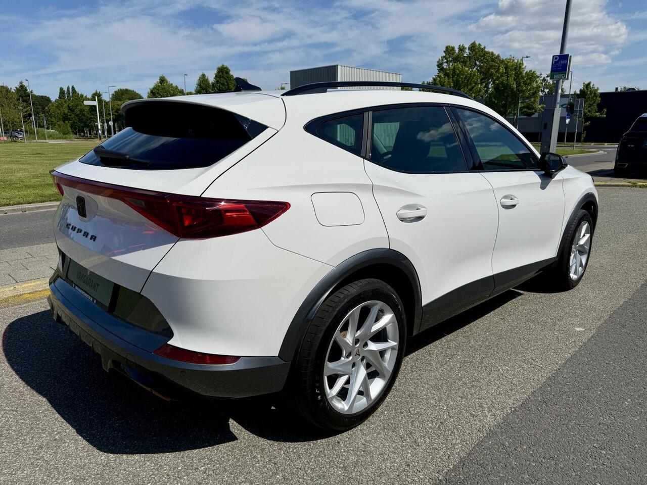 Cupra Formentor 1.4 e-Hybrid Carplay / 19 '' LMV / Stoel & Stuur verw. / Virtual Cockpit / LED