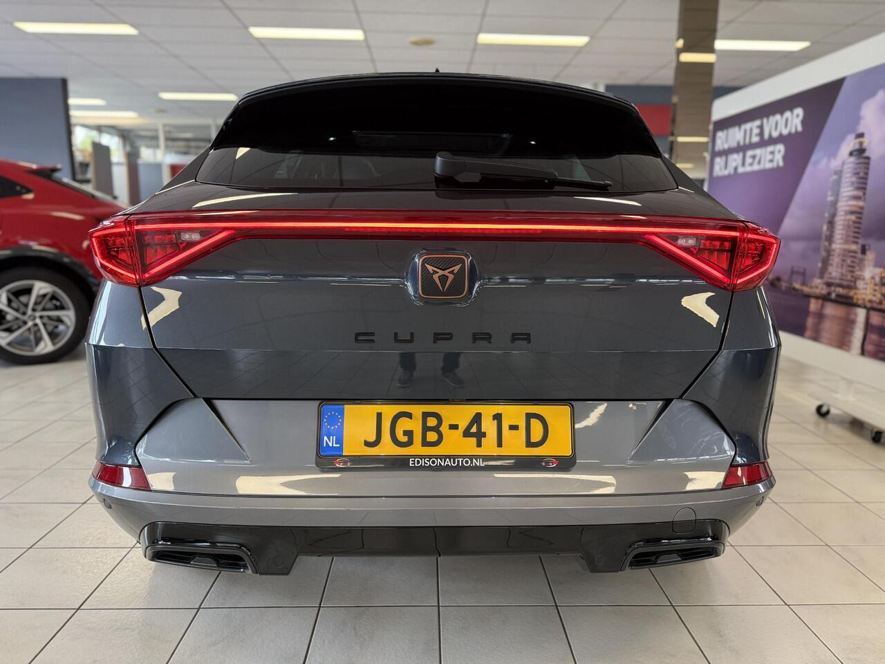 Cupra Formentor 1.4 e-Hybrid 245PK *PANO*LM19*360CAM*LEER*MATRIX*