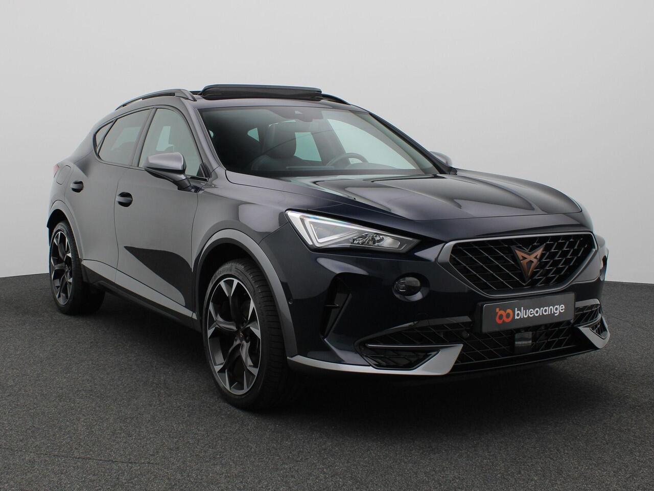 Cupra Formentor 1.4 e-Hybrid Performance 204PK DSG Pano-Schuifdak, Trekhaak, Adaptieve Cruise Control, Achteruitrijcamera, Stoel-Stuurverwarming, Keyless, Side Assist, 19" LM Velgen