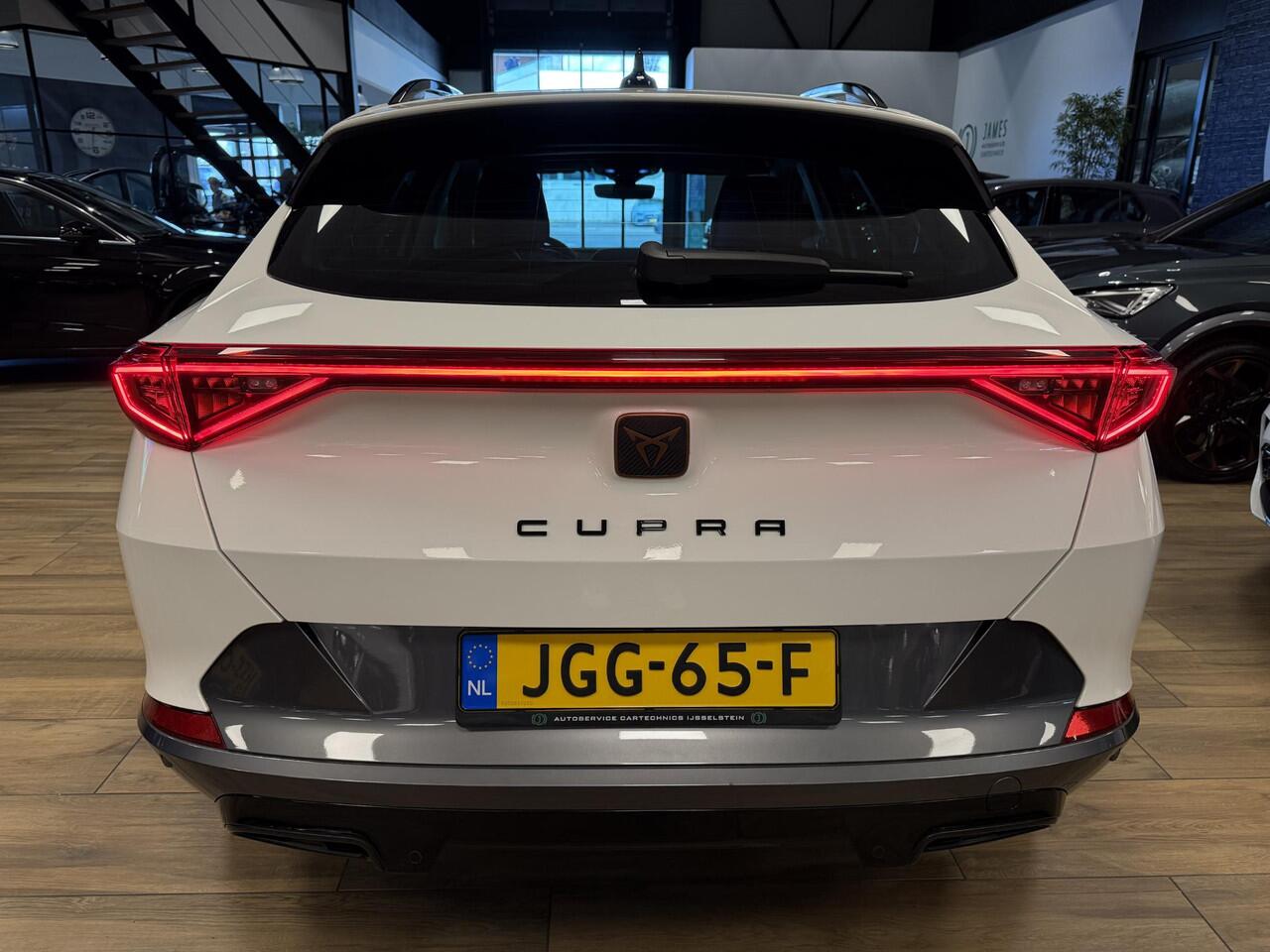 Cupra Formentor 1.4 e-Hybrid Business 204PK |NAVI|CARPLAY|PDC VOOR + ACHTER