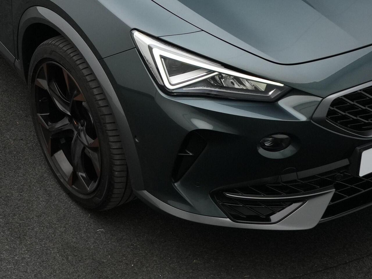 Cupra Formentor 1.4 e-Hybrid 245 pk DSG VZ Performance | Geheugenstoel | Adaptief sportonderstel | Stuur-/stoelverwarming